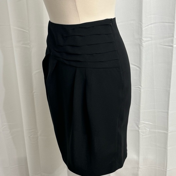 Zara Basic Women's Pencil Skirt, Front Pleat Detail, Side Zipper, Black, Size XL - Picture 2 of 7